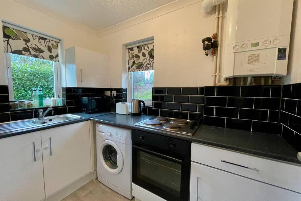 카디프 House Near Llandaff For Up To 6 With Parking 빌라 외부 사진